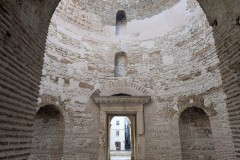 Vestibule.