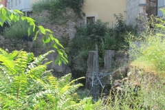 Via dei Capitelli gate.