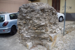 Remains of the amphitheater along Via Anfiteatro.