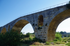 West side of the Pont Julien.