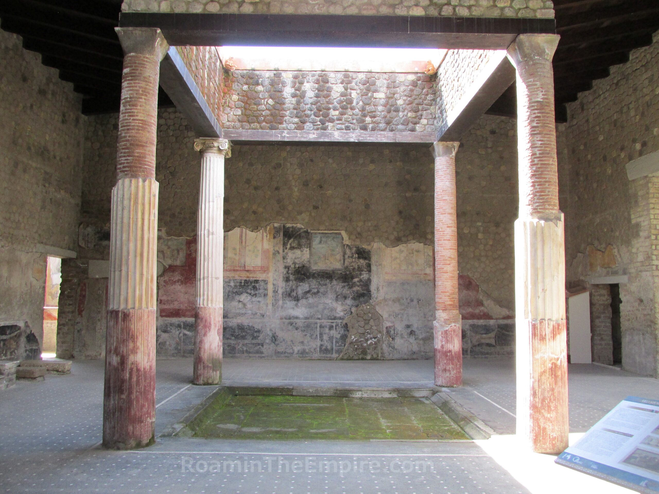Atrium in the Villa San Marcos at Stabiae.