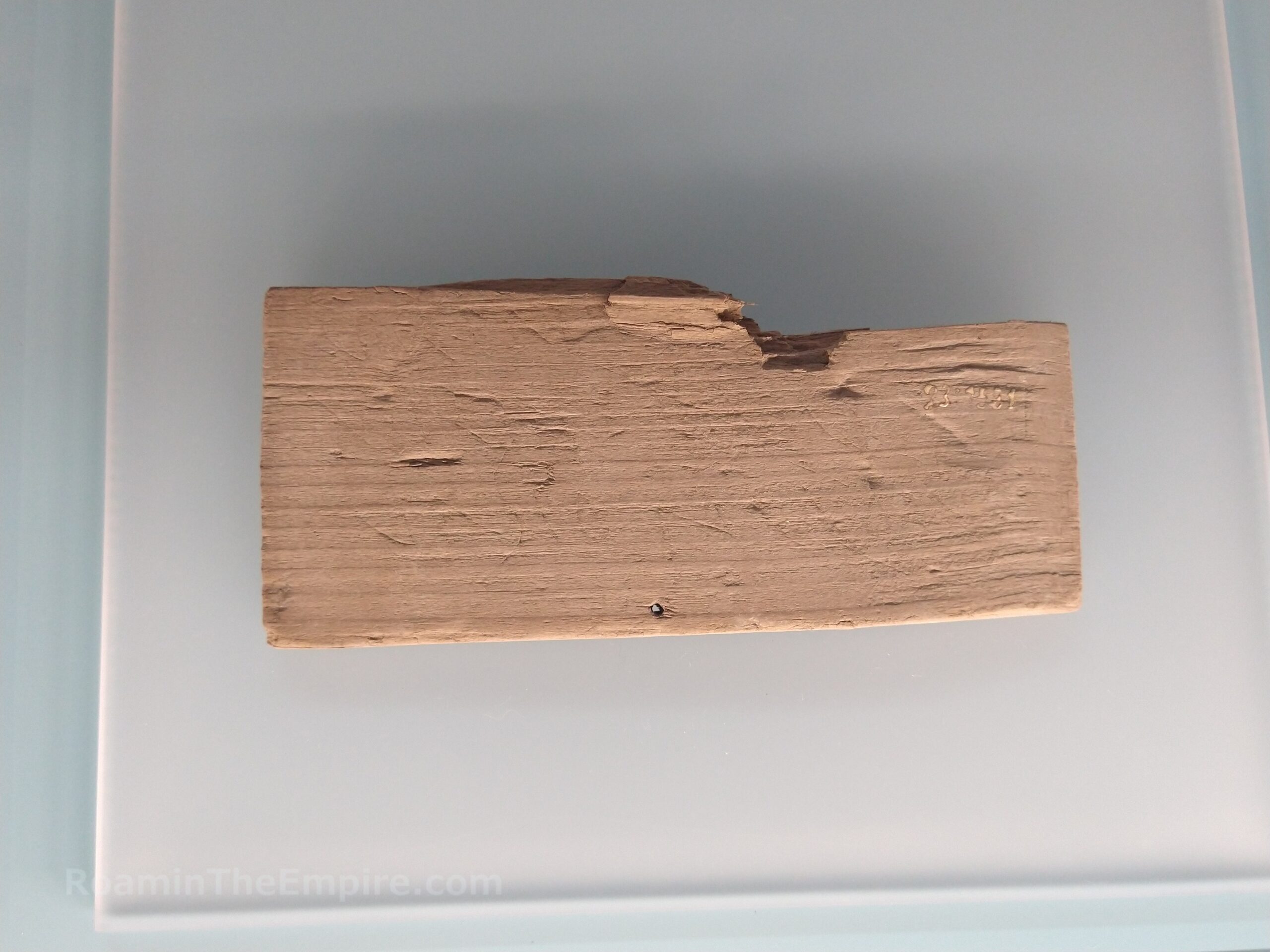 Wood tablet with writing impressions naming a Veranius of Legio XIII Gemina, originally from Vasio Vocontiorum (Vaison-la-Romaine). Museum Vindonissa.